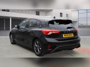 Used Ford Focus 2019 for sale - 77040958: Photo