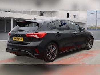 Used Ford Focus 2019 for sale - 77040958: Photo