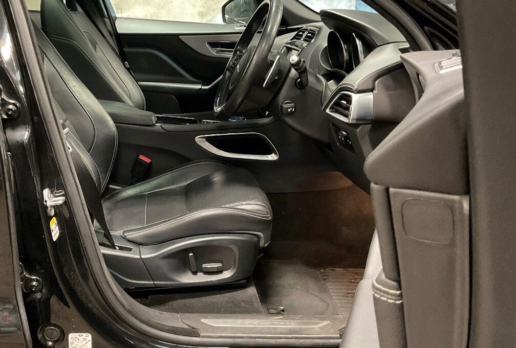 Used Jaguar F-Pace 2018 for sale - 77538148: Photo 10