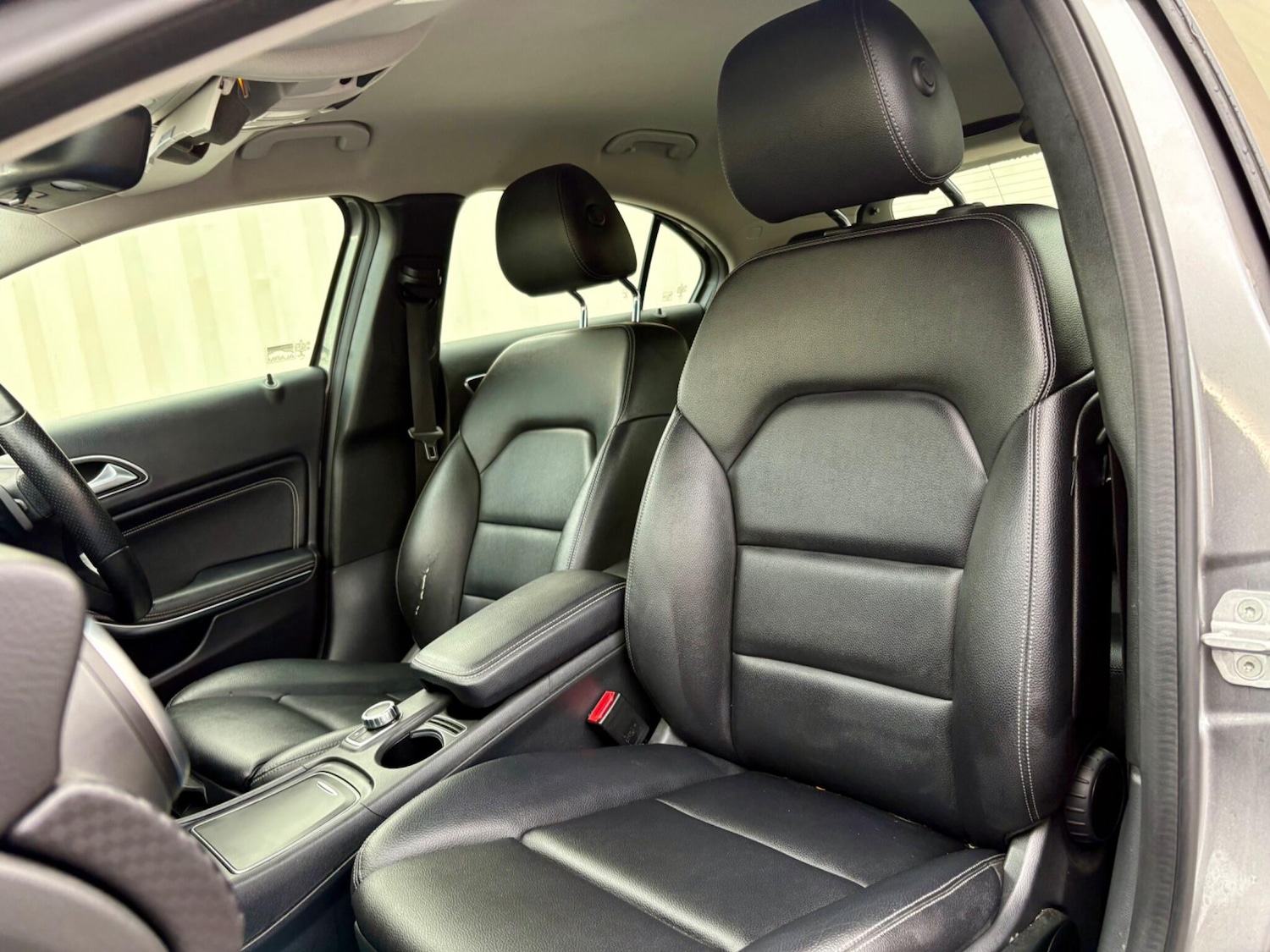 Used Mercedes-Benz A-Class 2016 for sale - 76850216: Photo 42