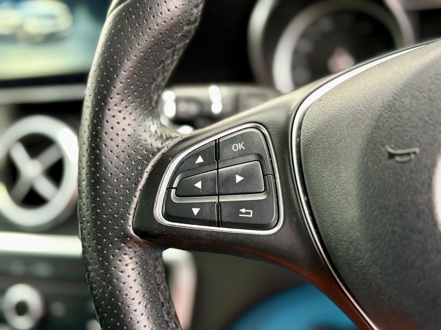 Used Mercedes-Benz A-Class 2016 for sale - 76850216: Photo 43