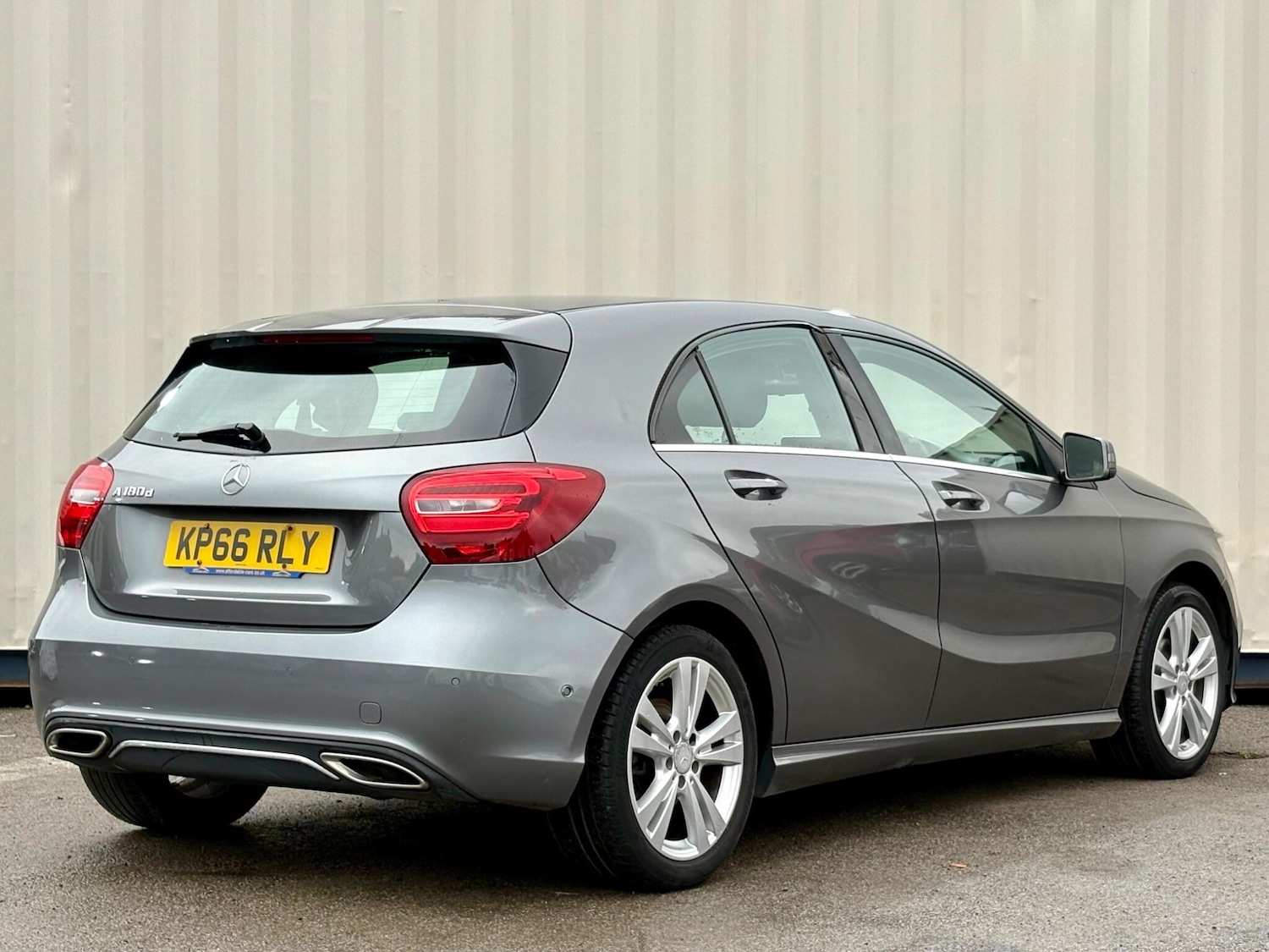 Used Mercedes-Benz A-Class 2016 for sale - 76850216: Photo 5