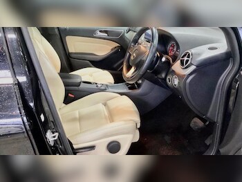 Used Mercedes-Benz B Class 2016 for sale - 77808958: Photo