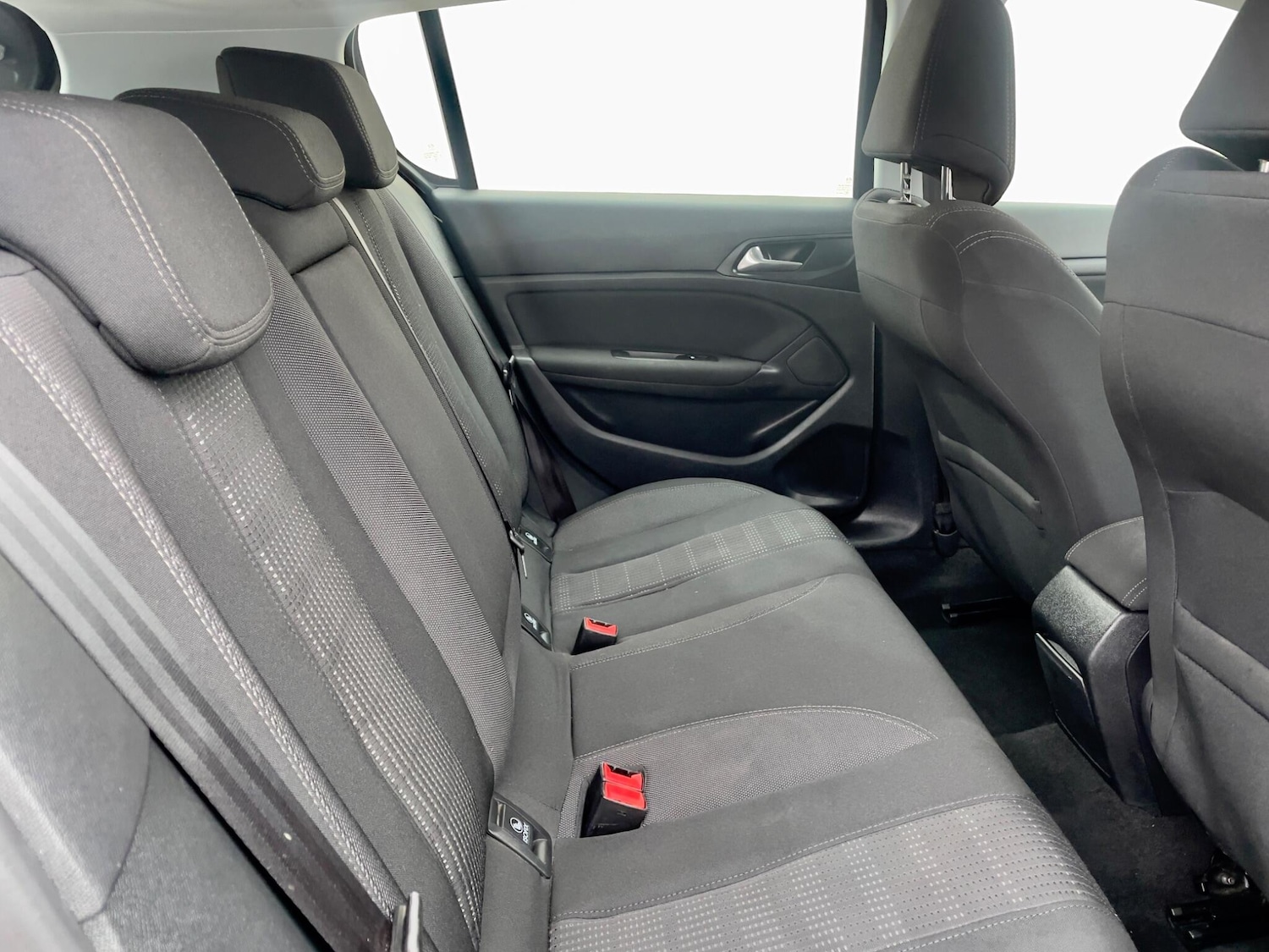 Used Peugeot 308 2017 for sale - 77455765: Photo 33