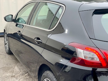 Used Peugeot 308 2017 for sale - 77455765: Photo