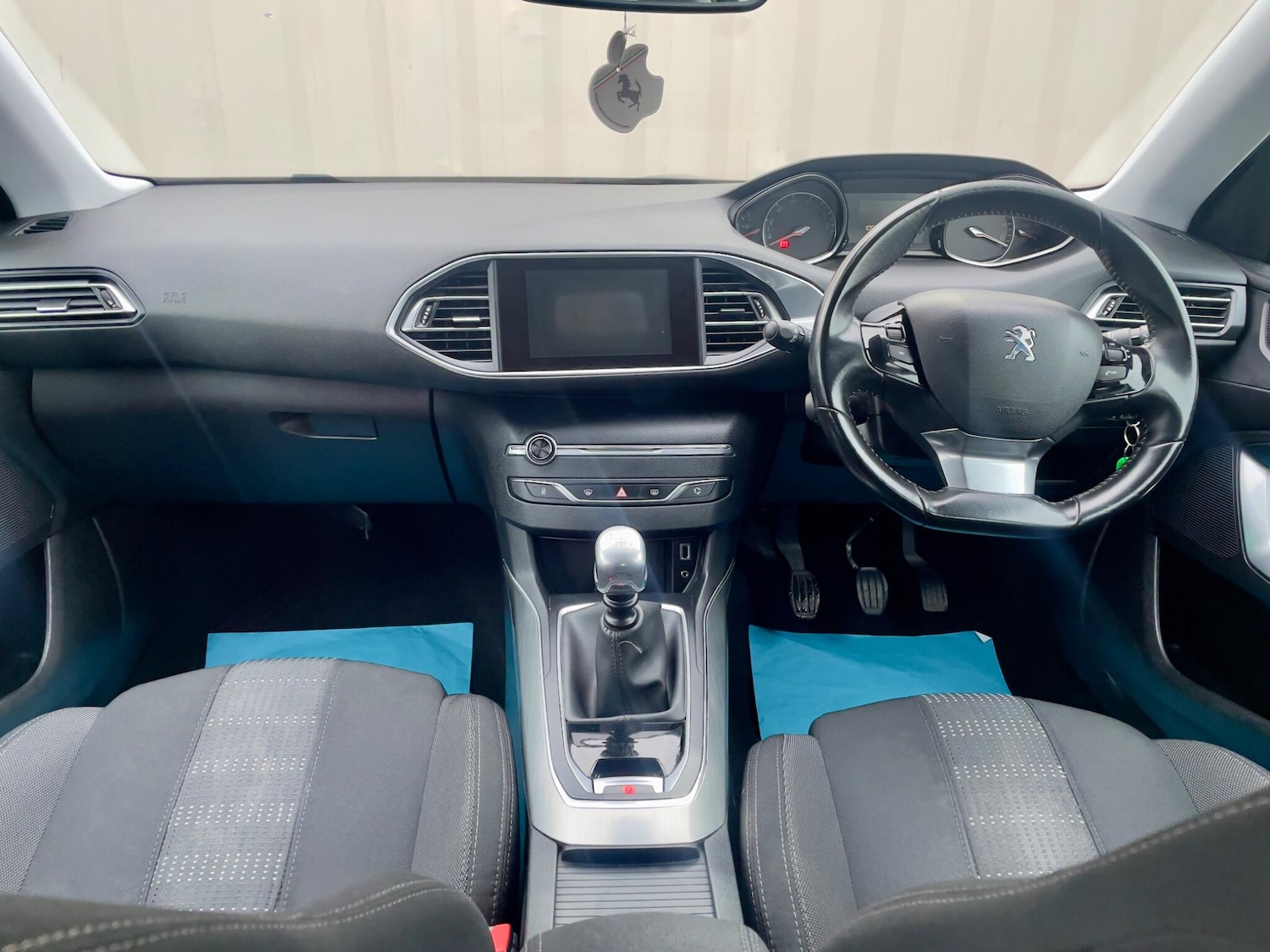 Used Peugeot 308 2017 for sale - 77455765: Photo 9