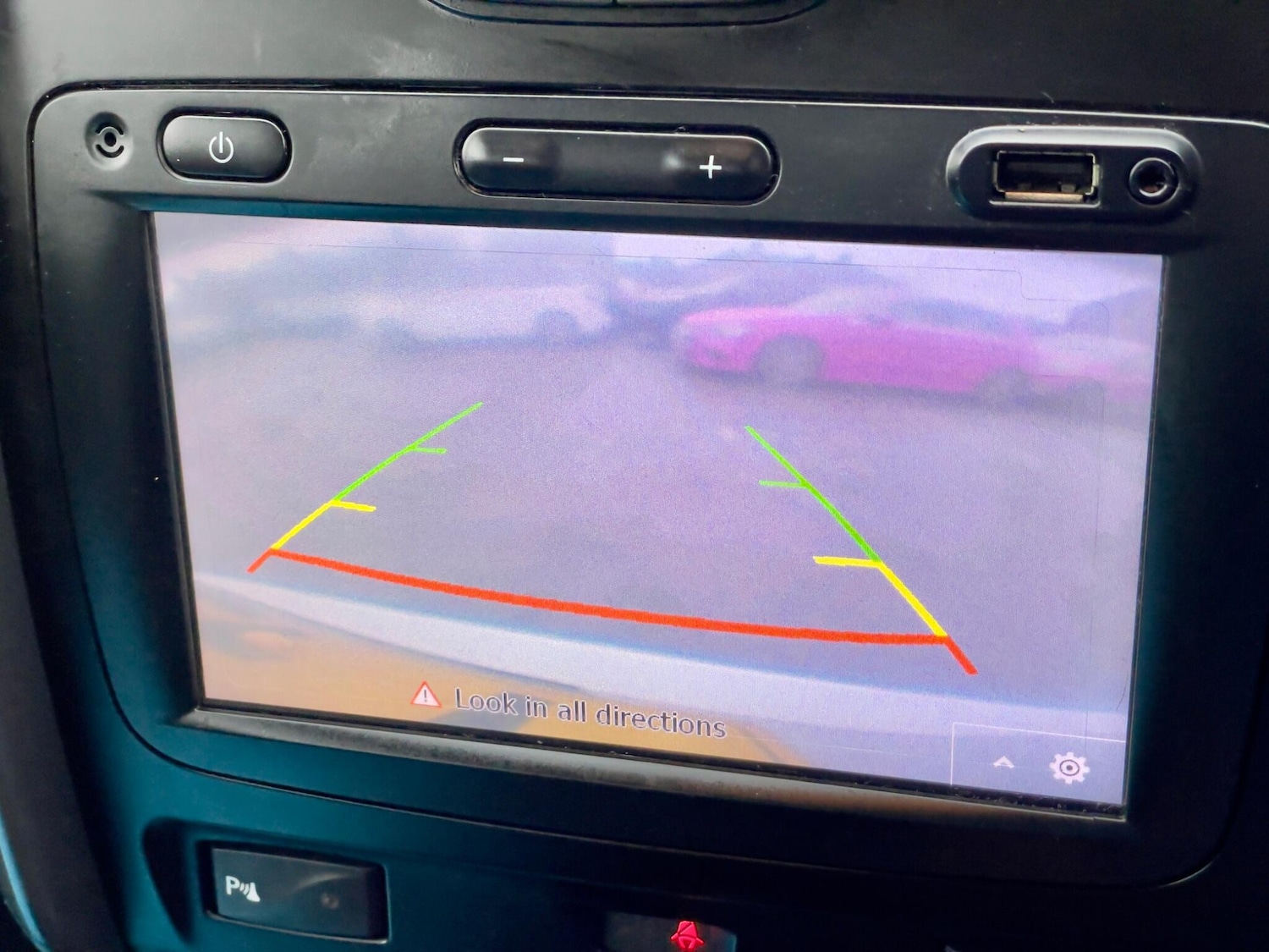 Used Dacia Duster 2016 for sale - 76728121: Photo 11