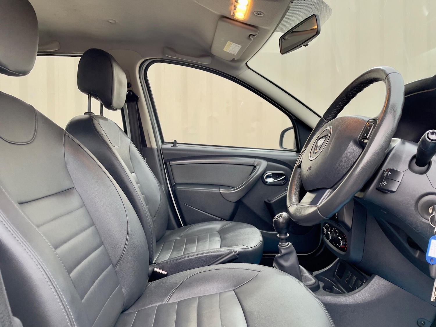 Used Dacia Duster 2016 for sale - 76728121: Photo 33