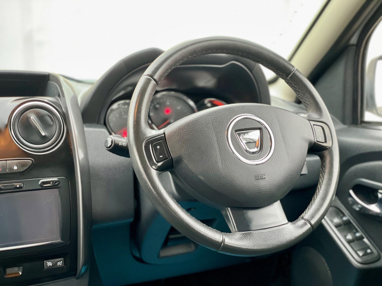 Used Dacia Duster 2016 for sale - 76728121: Photo 38