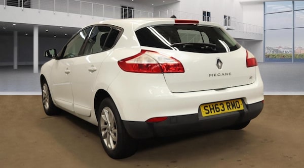 Used Renault Megane 2013 for sale - 74690895: Photo 4