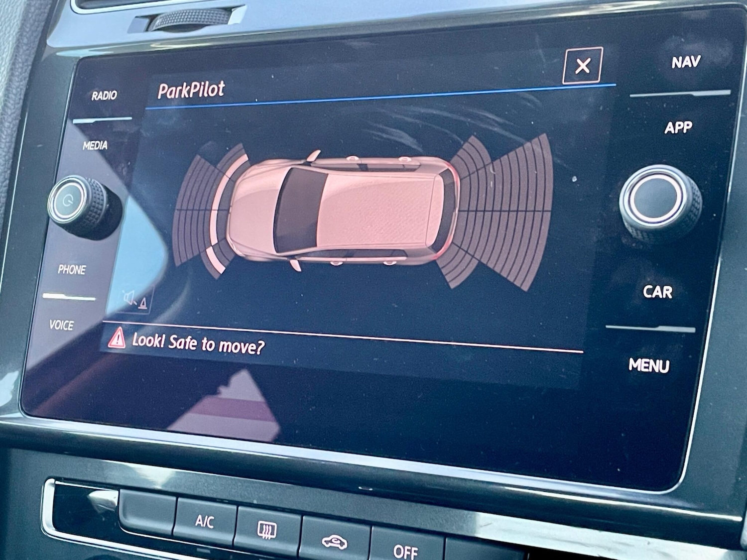 Used Volkswagen Golf 2017 for sale - 76659031: Photo 11