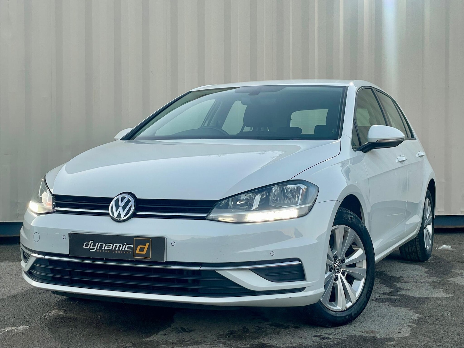 Used Volkswagen Golf 2017 for sale - 76659031: Photo 17
