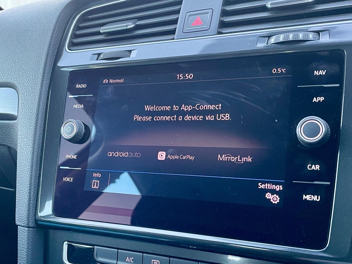 Used Volkswagen Golf 2017 for sale - 76659031: Photo 39