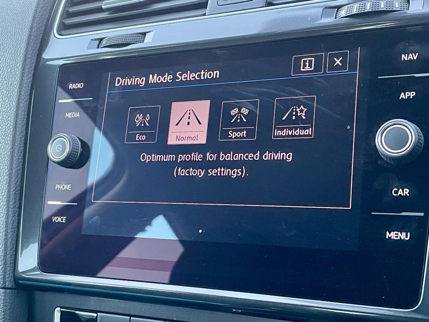 Used Volkswagen Golf 2017 for sale - 76659031: Photo 45