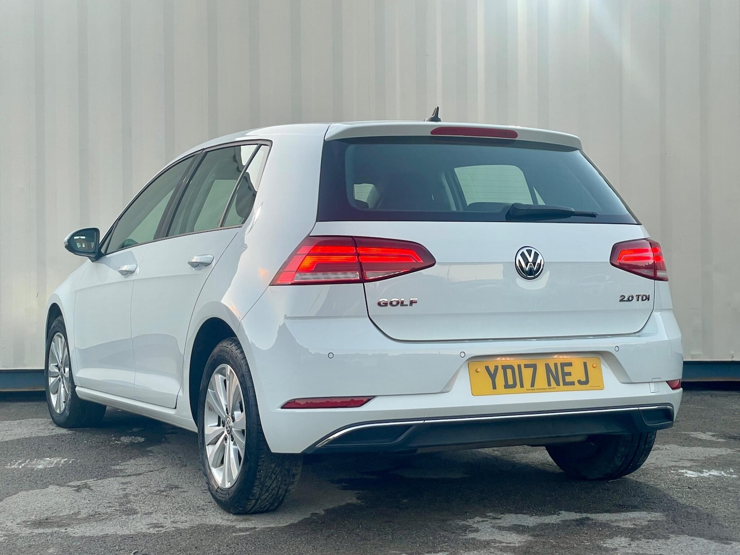 Used Volkswagen Golf 2017 for sale - 76659031: Photo 5