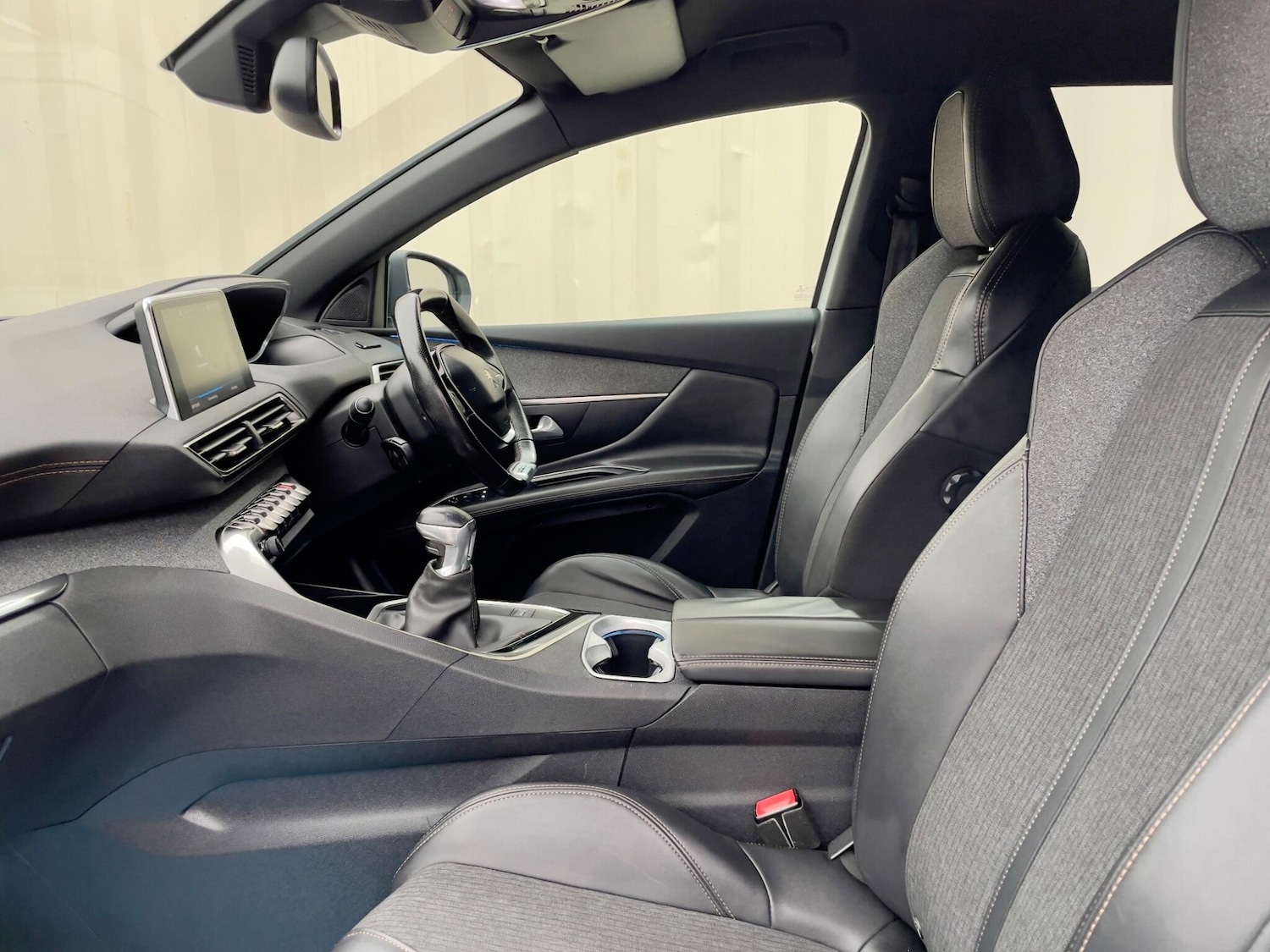 Used Peugeot 3008 2017 for sale - 77455312: Photo 43