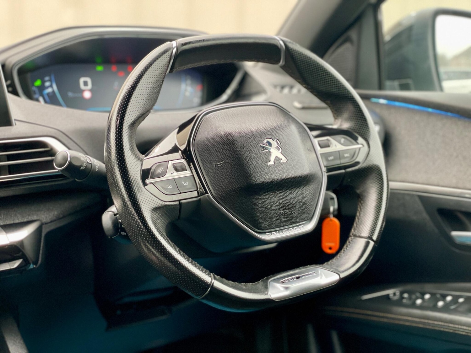 Used Peugeot 3008 2017 for sale - 77455312: Photo 44