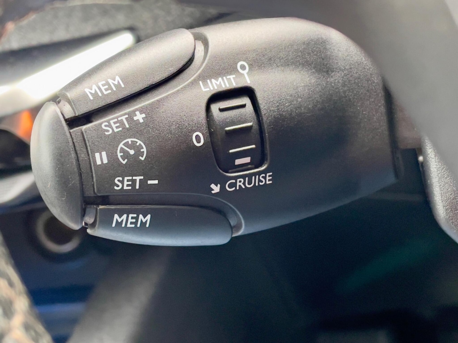 Used Peugeot 3008 2017 for sale - 77455312: Photo 53