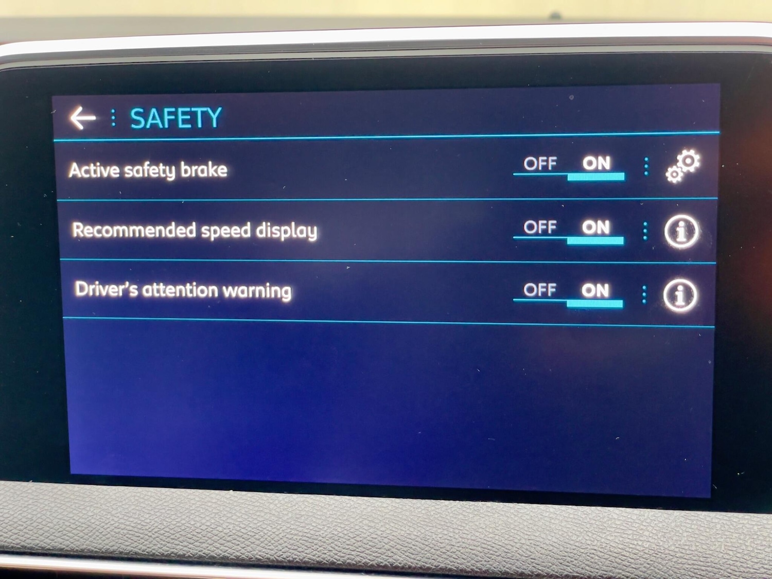 Used Peugeot 3008 2017 for sale - 77455312: Photo 62