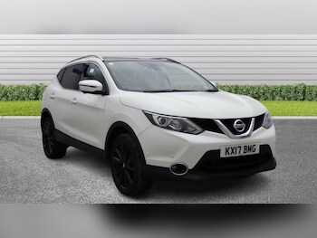Used Nissan Qashqai 2017 for sale - 77203536: Photo