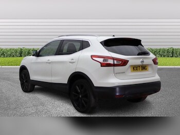 Used Nissan Qashqai 2017 for sale - 77203536: Photo
