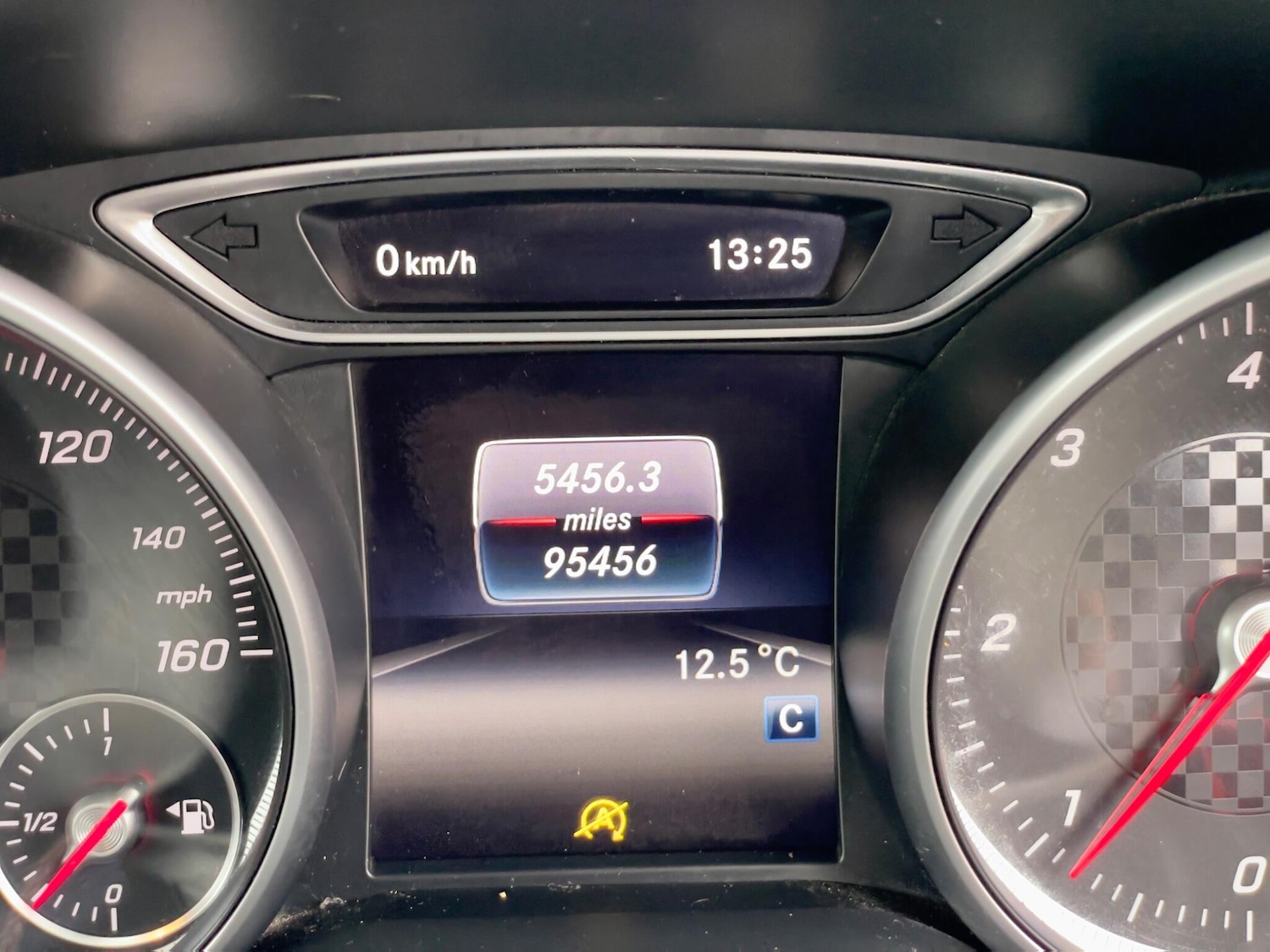 Used Mercedes-Benz A-Class 2017 for sale - 77684074: Photo 34