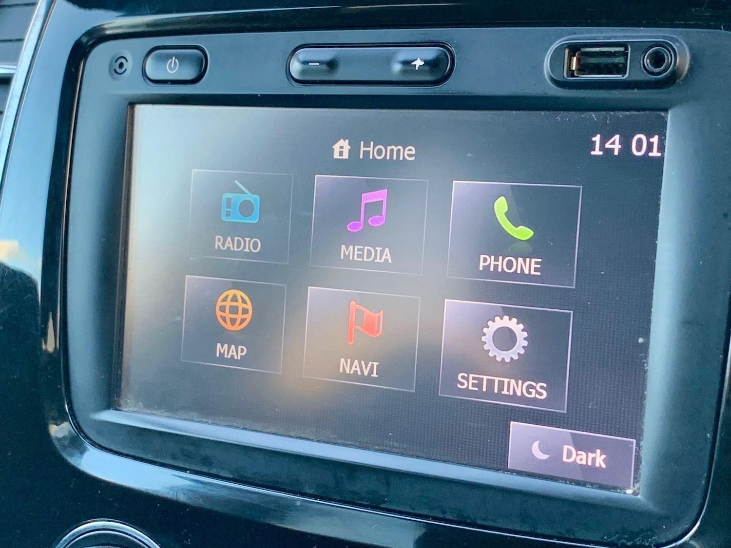 Used Renault Captur 2015 for sale - 76918604: Photo 11