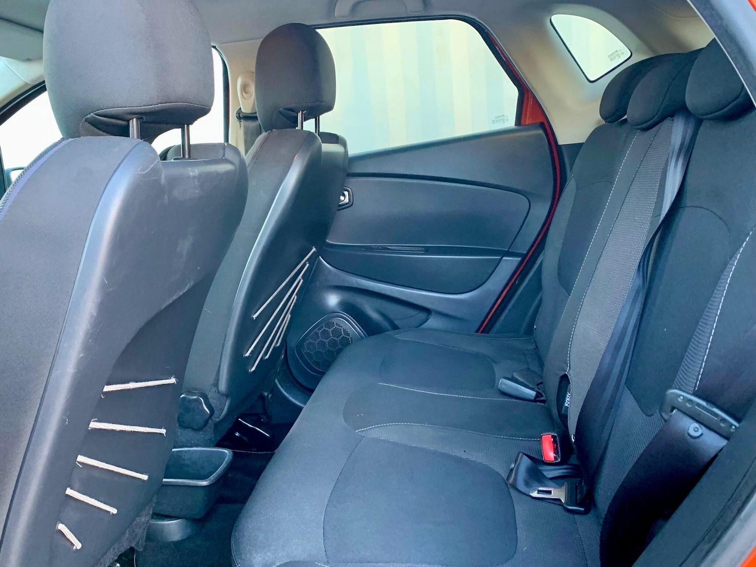 Used Renault Captur 2015 for sale - 76918604: Photo 34