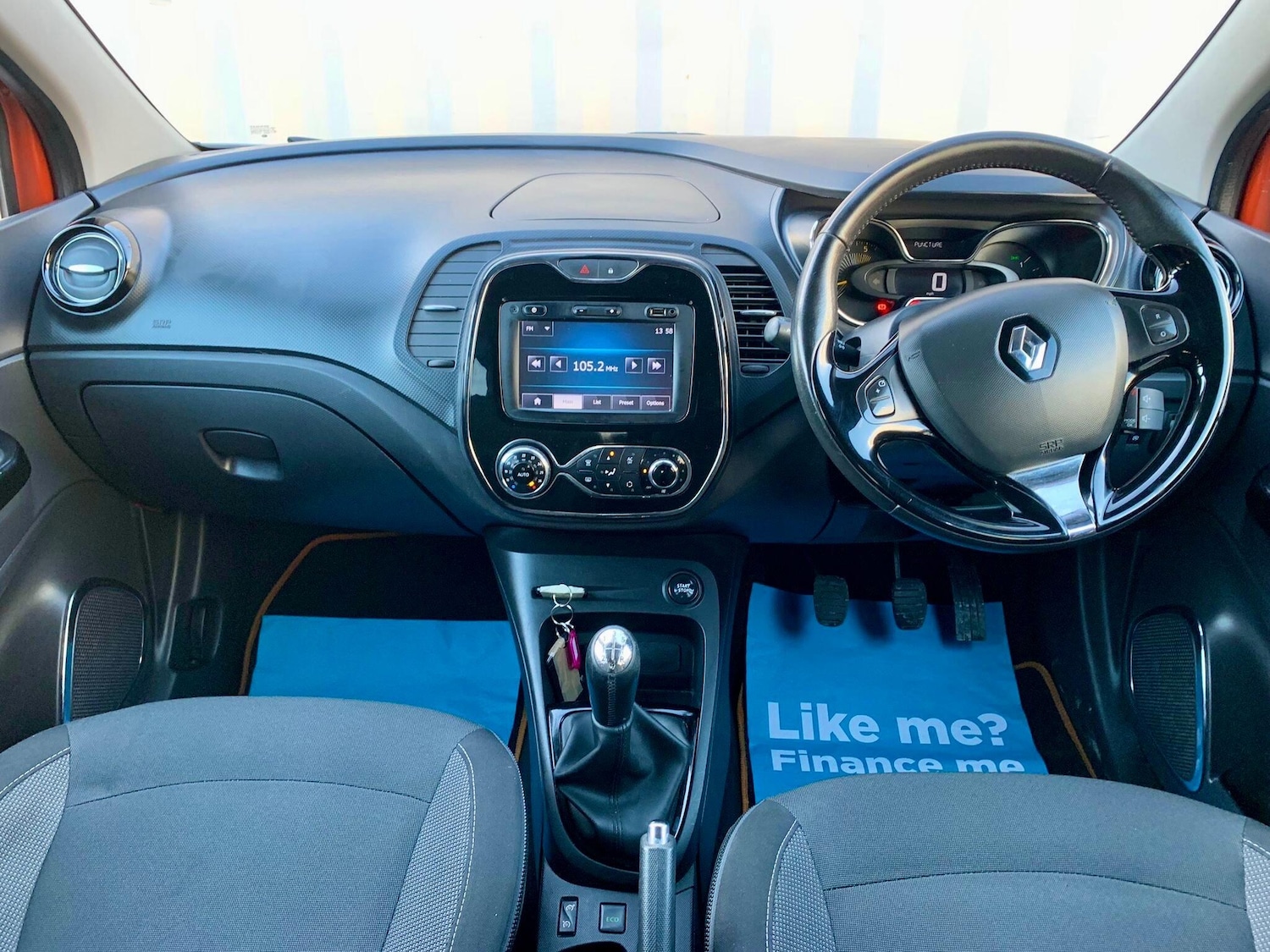 Used Renault Captur 2015 for sale - 76918604: Photo 9