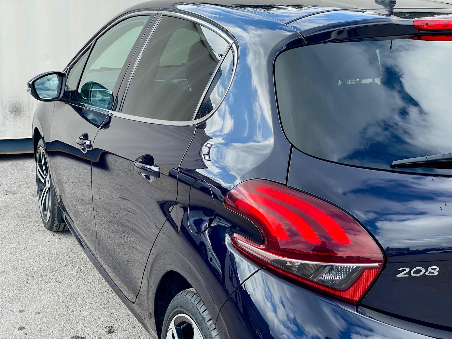 Used Peugeot 208 2016 for sale - 78101358: Photo 15