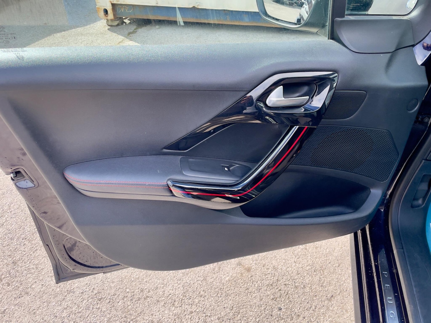 Used Peugeot 208 2016 for sale - 78101358: Photo 42