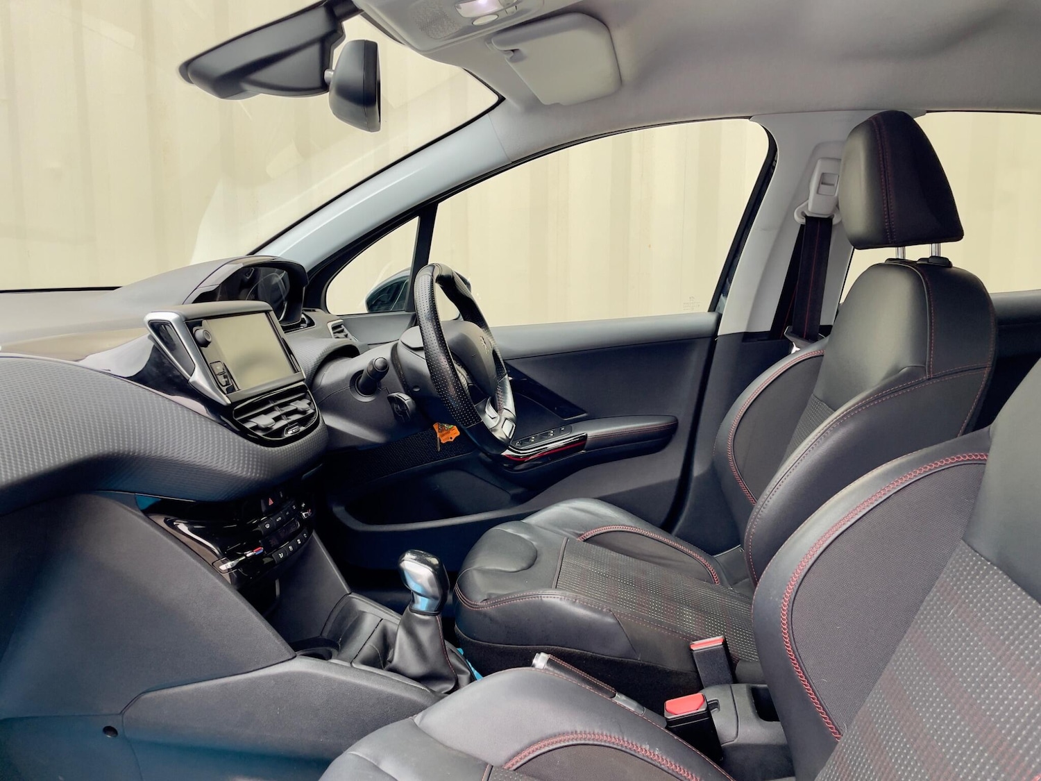 Used Peugeot 208 2016 for sale - 78101358: Photo 44