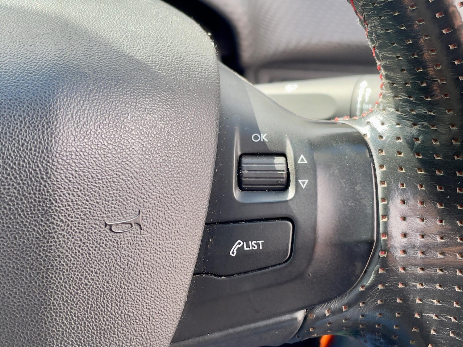 Used Peugeot 208 2016 for sale - 78101358: Photo 47