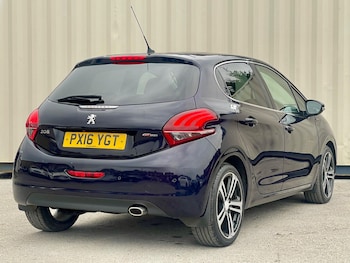 Used Peugeot 208 2016 for sale - 78101358: Photo