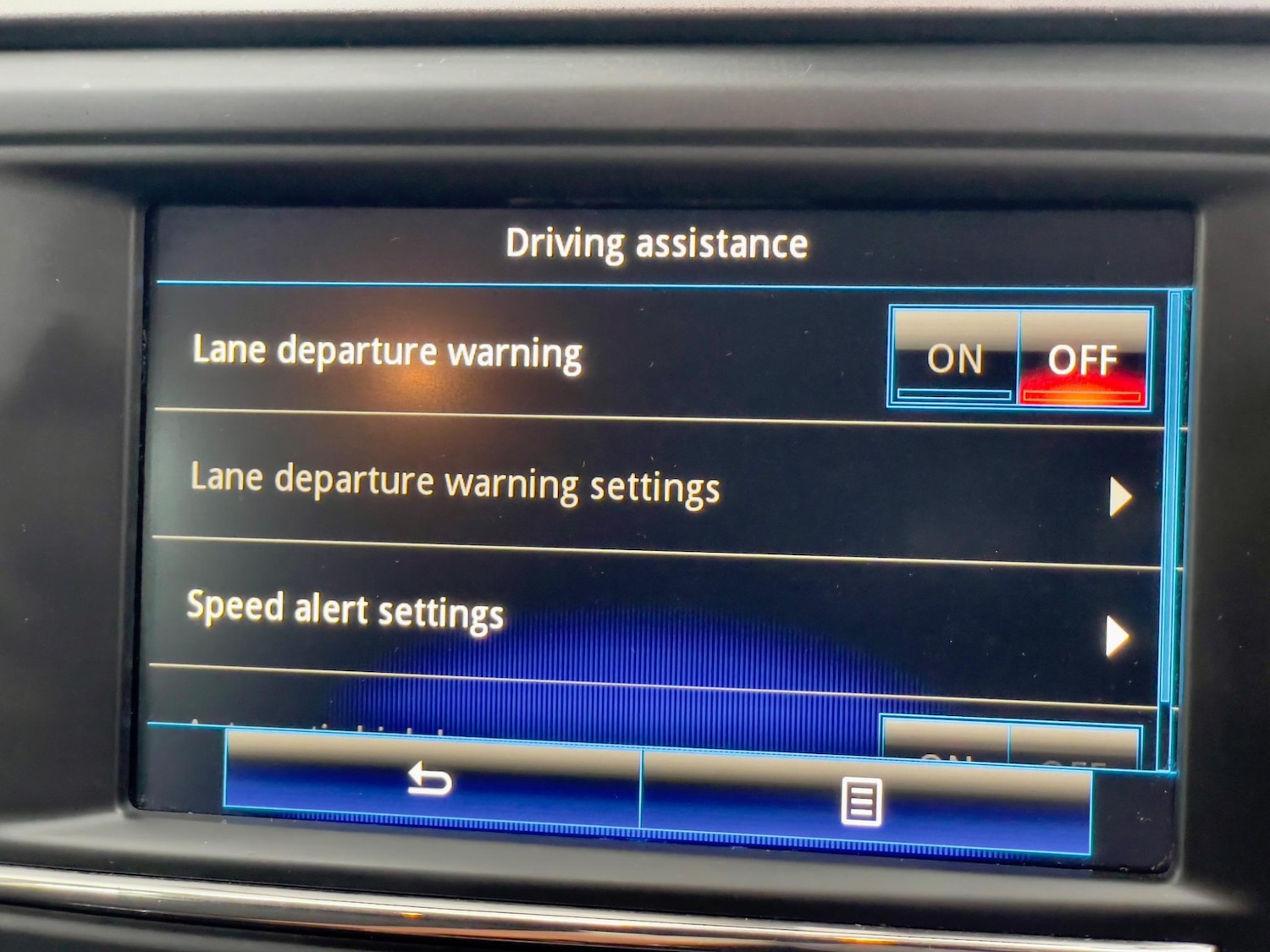 Used Renault Kadjar for sale - 78185798: Photo 11