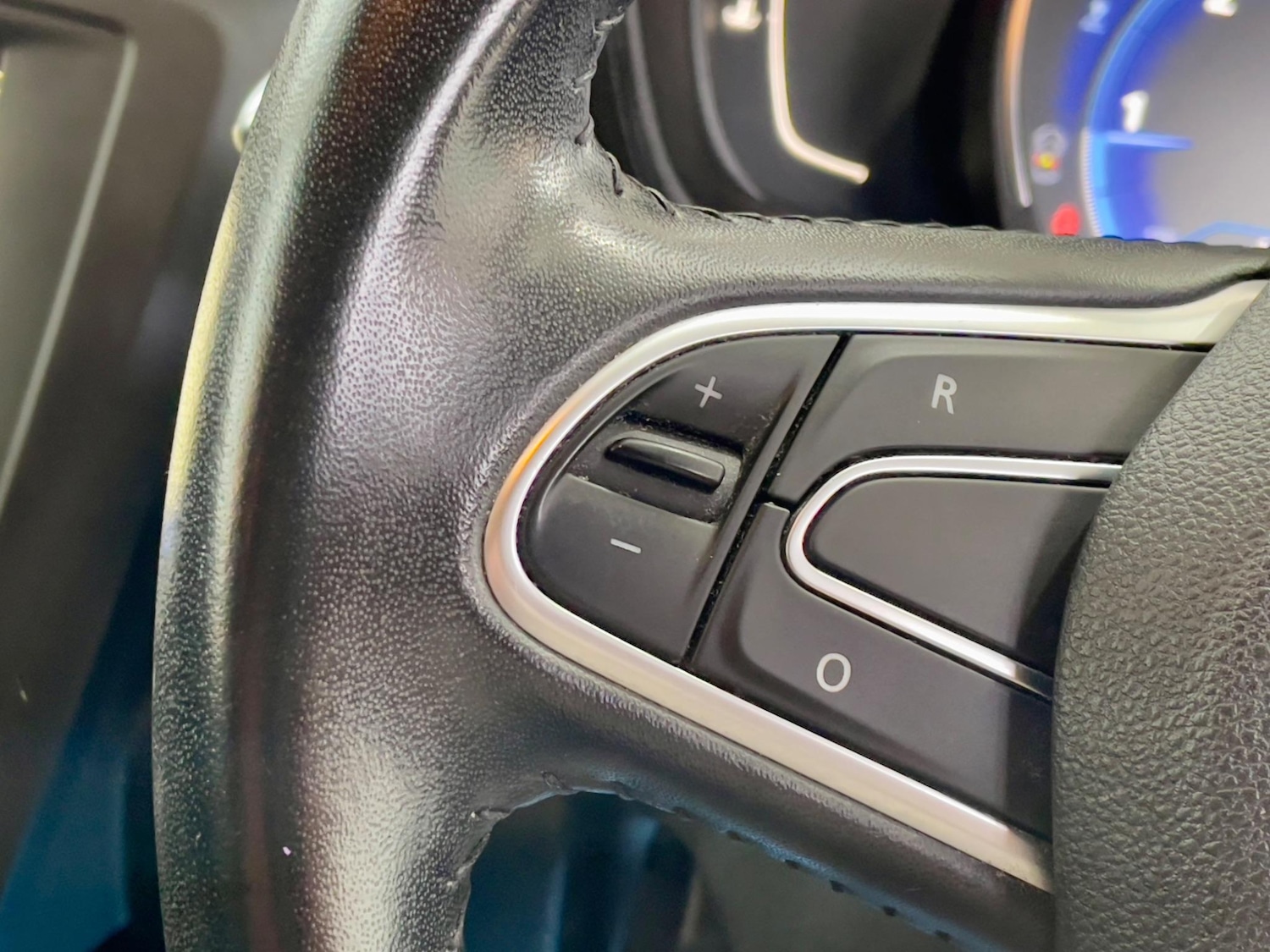 Used Renault Kadjar for sale - 78185798: Photo 46