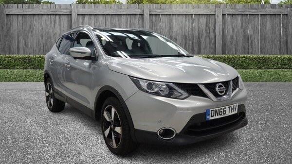 Used Nissan Qashqai 2016 for sale - 78185281: Photo 2