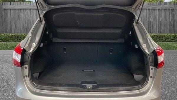 Used Nissan Qashqai 2016 for sale - 78185281: Photo 9