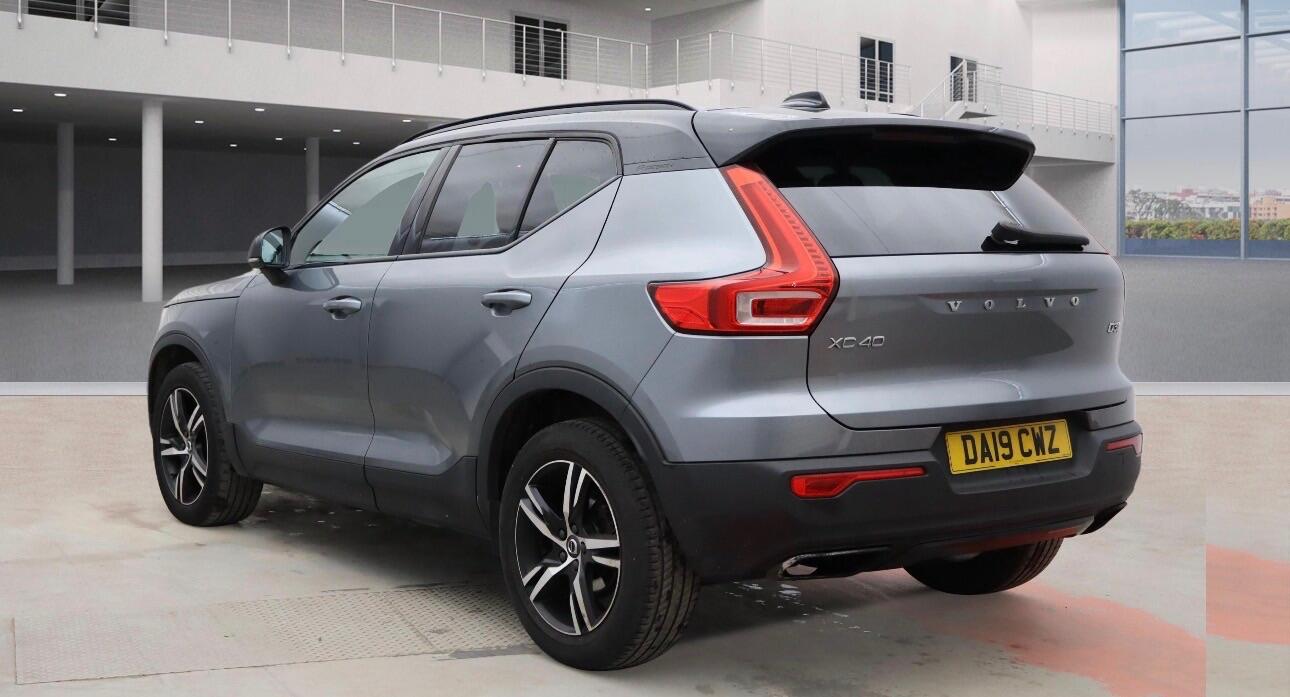Used Volvo XC40 2019 for sale - 77074201: Photo 3