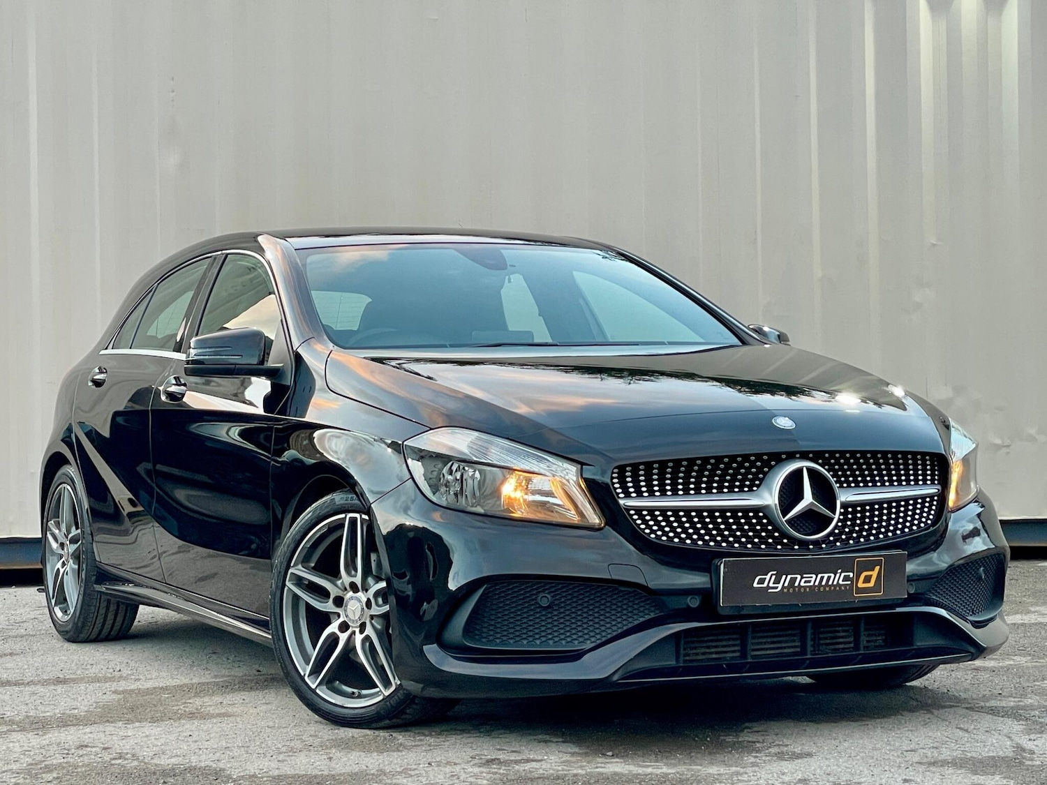 Used Mercedes-Benz A-Class 2017 for sale - 77016427: Photo 2