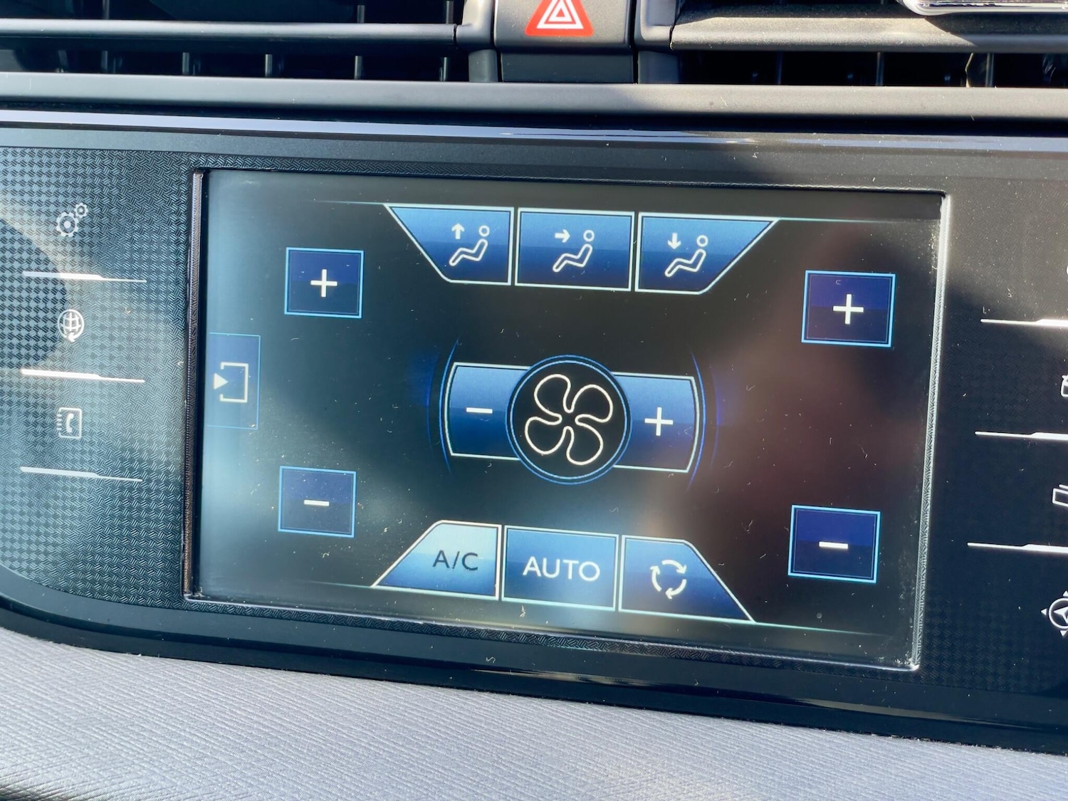 Used Citroen C4 Picasso 2016 for sale - 77893107: Photo 48