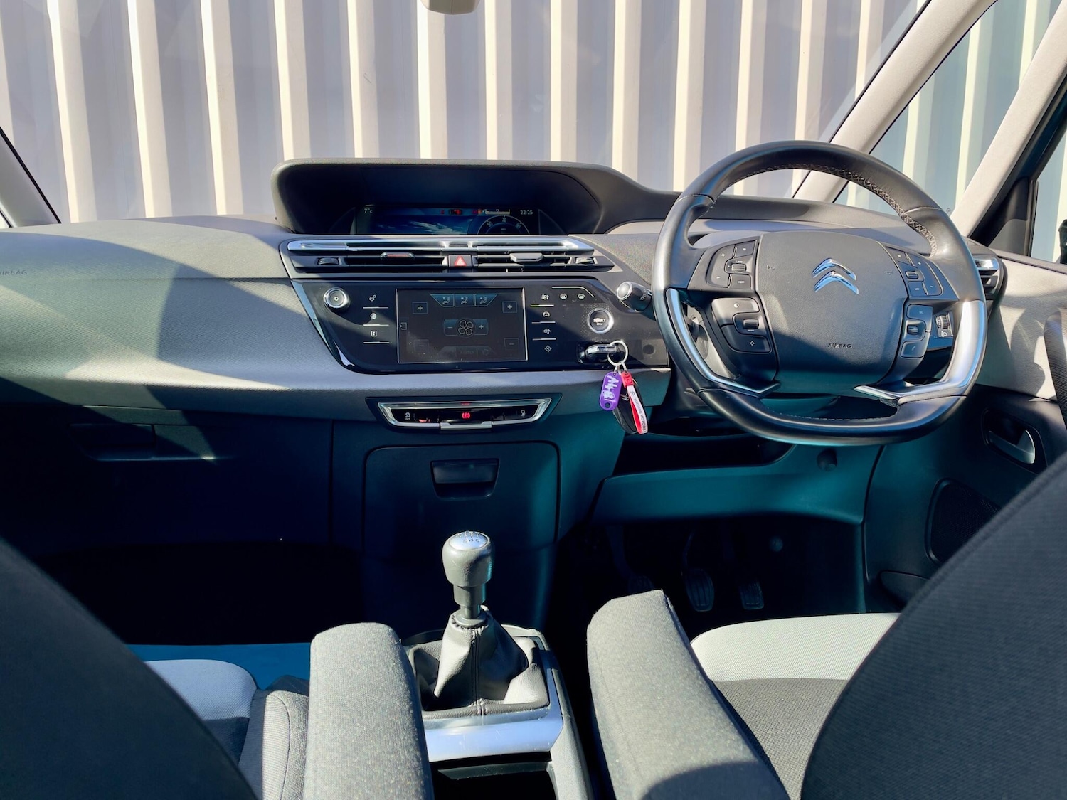 Used Citroen C4 Picasso 2016 for sale - 77893107: Photo 9