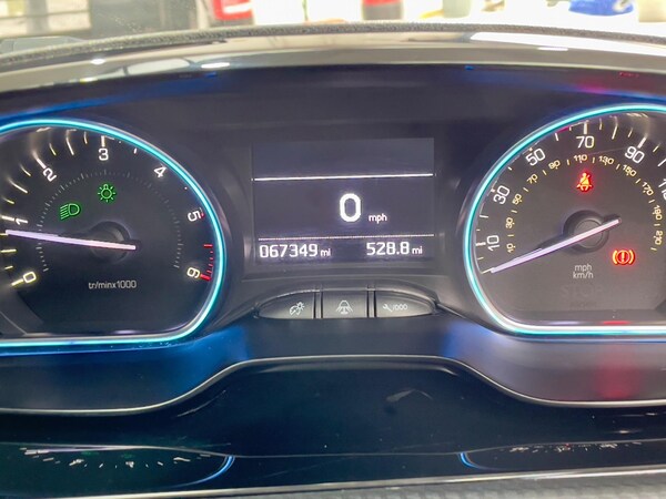 Used Peugeot 2008 2017 for sale - 74777474: Photo 34