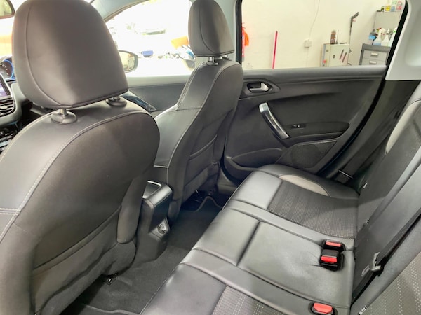 Used Peugeot 2008 2017 for sale - 74777474: Photo 40