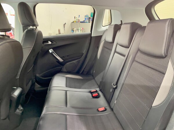 Used Peugeot 2008 2017 for sale - 74777474: Photo 41