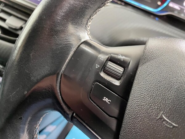 Used Peugeot 2008 2017 for sale - 74777474: Photo 48