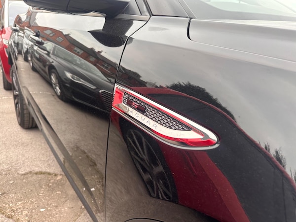 Used Jaguar E-Pace 2019 for sale - 76260388: Photo 9