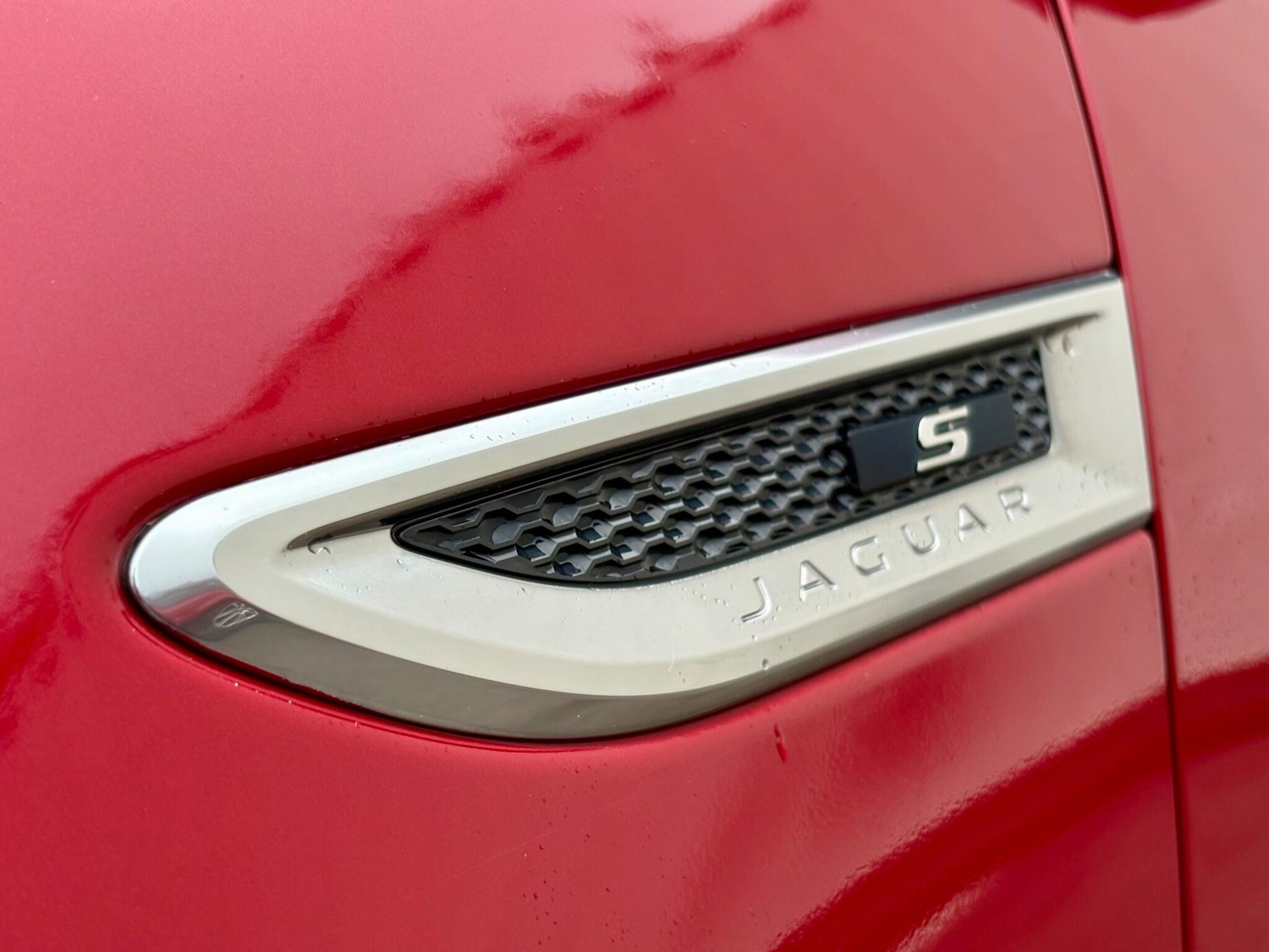 Used Jaguar E-Pace 2018 for sale - 76849707: Photo 28