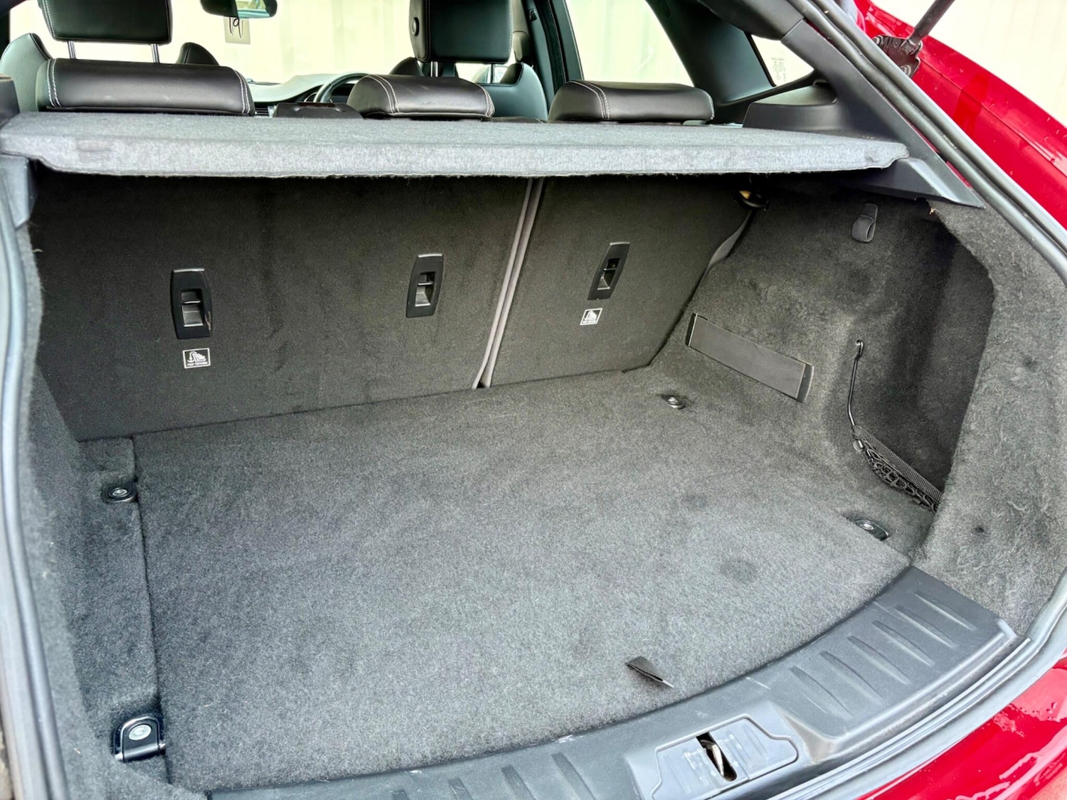 Used Jaguar E-Pace 2018 for sale - 76849707: Photo 39