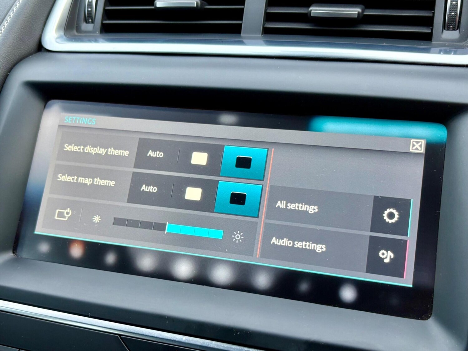 Used Jaguar E-Pace 2018 for sale - 76849707: Photo 51